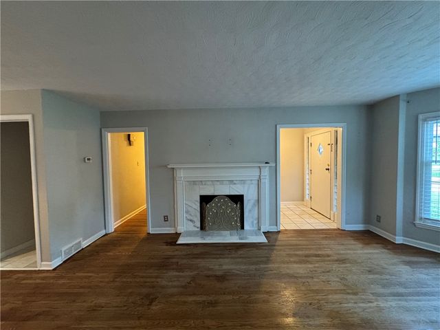 1260 Delaine Avenue, Dayton, OH 45419
