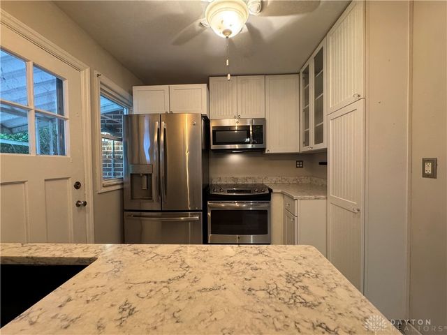1260 Delaine Avenue, Dayton, OH 45419