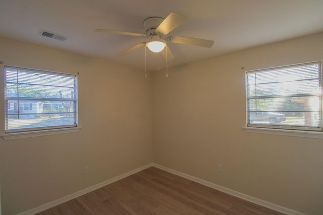 305 Millcreek Drive, Charleston, SC 29407