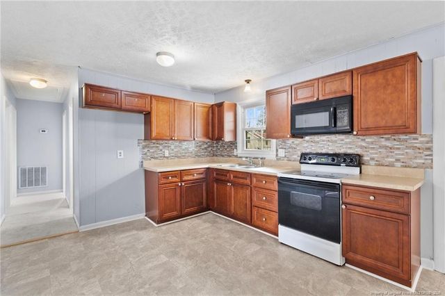 2966 Cedar Creek Road, Fayetteville, NC 28312