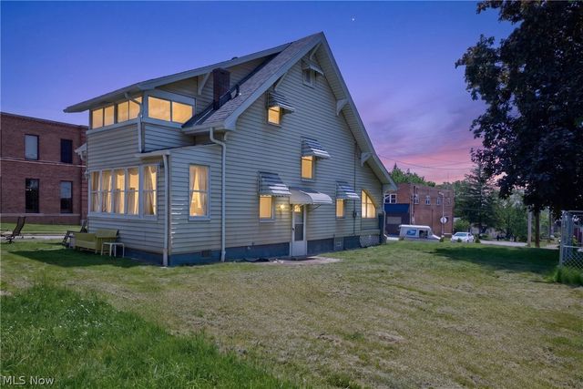 3202 Mahoning Avenue, Youngstown, OH 44509