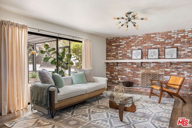 19051 Brasilia Drive, Los Angeles, CA 91326