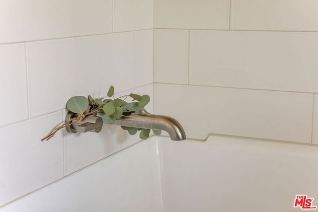 19051 Brasilia Drive, Los Angeles, CA 91326