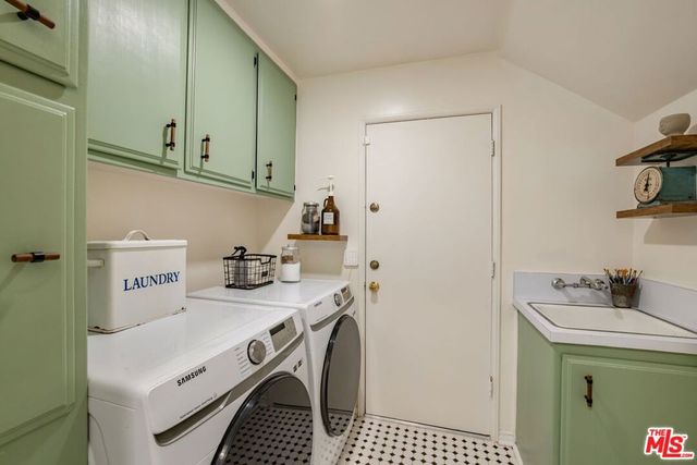 19051 Brasilia Drive, Los Angeles, CA 91326