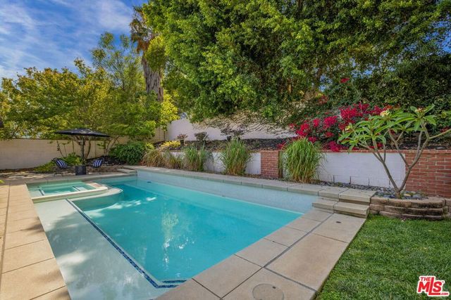 19051 Brasilia Drive, Los Angeles, CA 91326