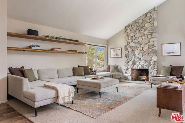 19051 Brasilia Drive, Los Angeles, CA 91326