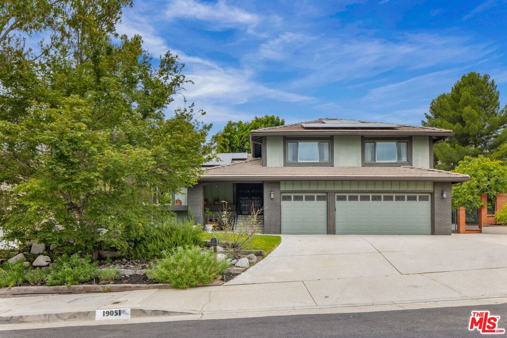 19051 Brasilia Drive, Los Angeles, CA 91326