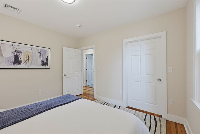 302 Wachusett St, Boston, MA 02130