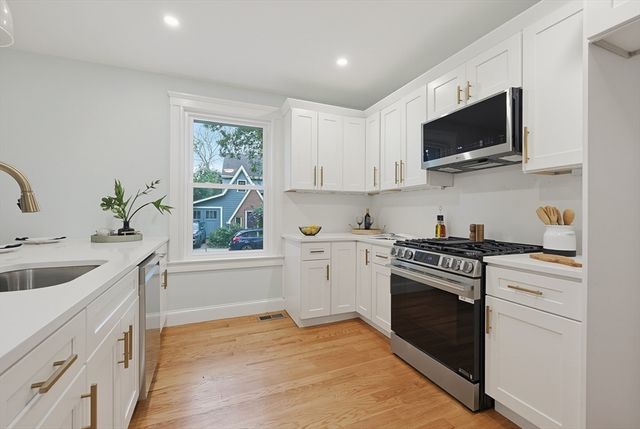 302 Wachusett St, Boston, MA 02130