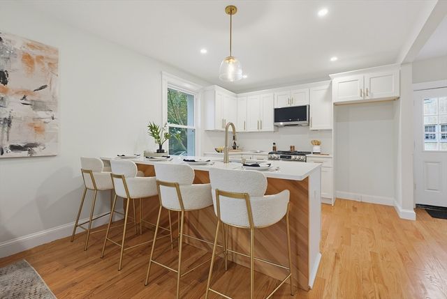 302 Wachusett St, Boston, MA 02130