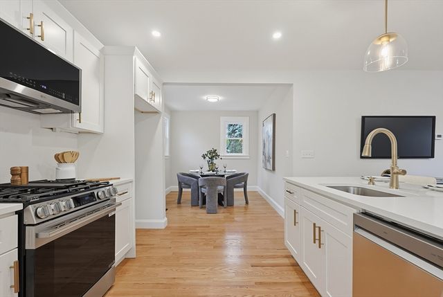 302 Wachusett St, Boston, MA 02130