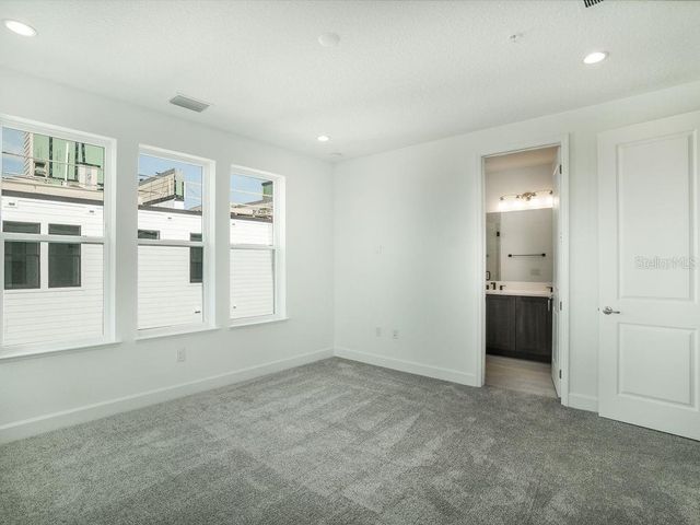 2050 PACKING DISTRICT WAY, Orlando, FL 32804