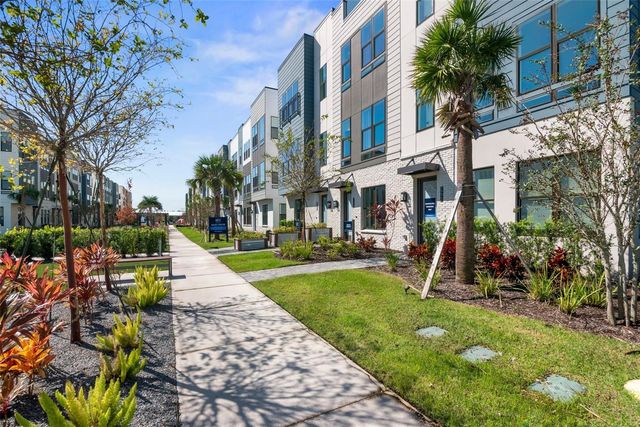 2050 PACKING DISTRICT WAY, Orlando, FL 32804