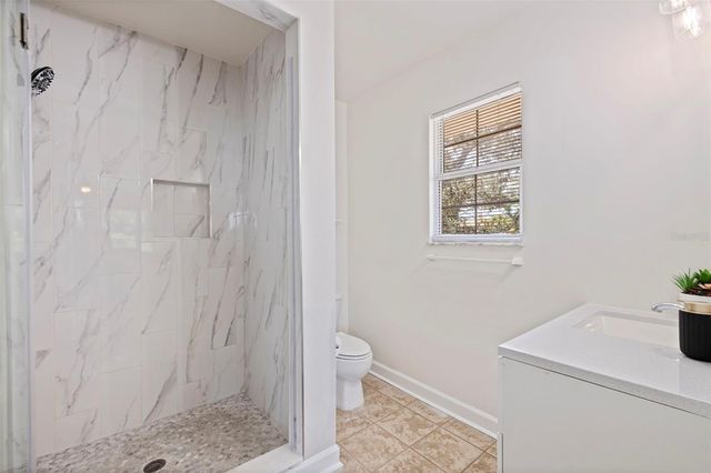 1470 28TH AVENUE N, St Petersburg, FL 33704