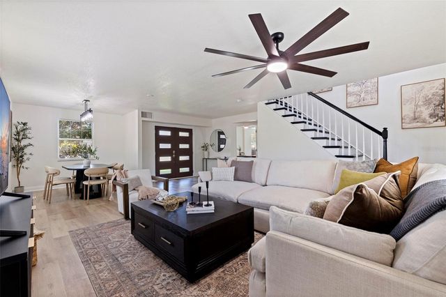 1470 28TH AVENUE N, St Petersburg, FL 33704