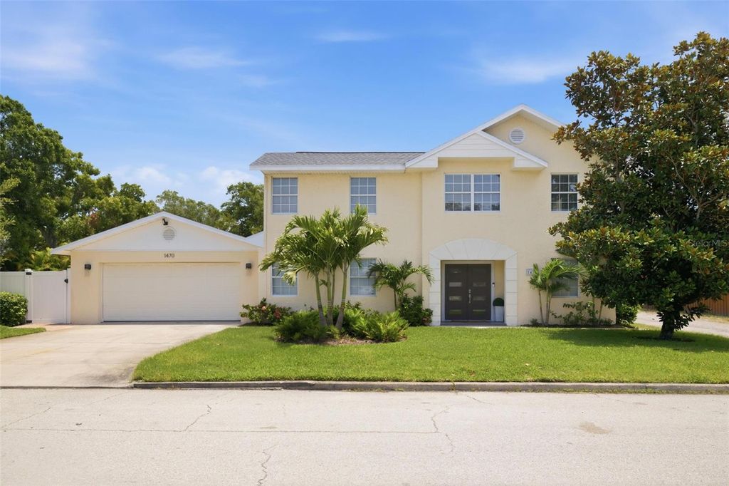 1470 28TH AVENUE N, St Petersburg, FL 33704
