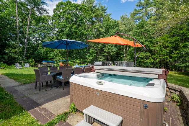 111 Shepard Home Road, Chester, NH 03036