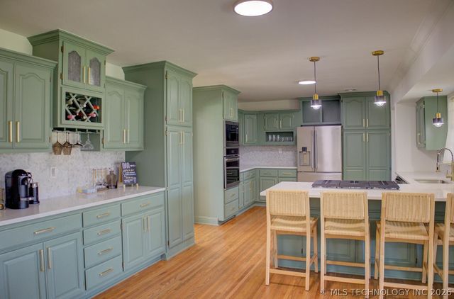 3323 S Gary Place, Tulsa, OK 74105