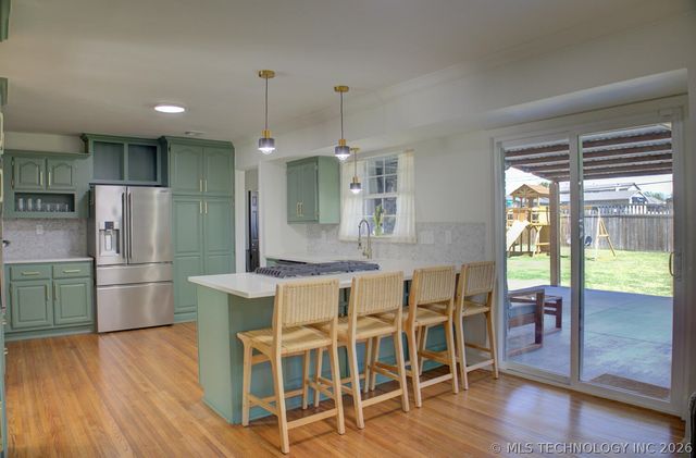 3323 S Gary Place, Tulsa, OK 74105