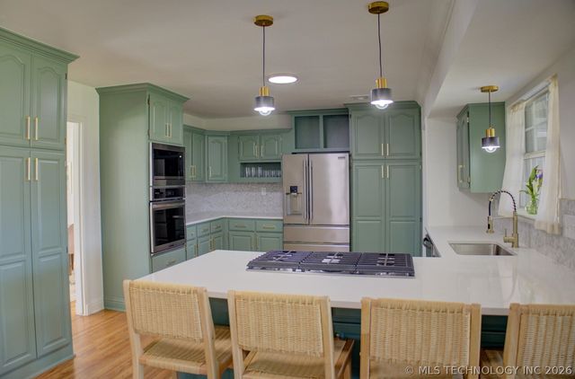 3323 S Gary Place, Tulsa, OK 74105