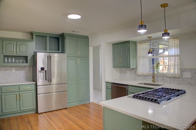 3323 S Gary Place, Tulsa, OK 74105