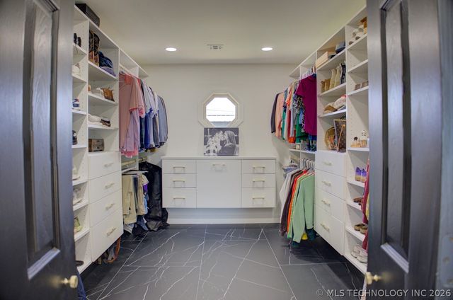 3323 S Gary Place, Tulsa, OK 74105