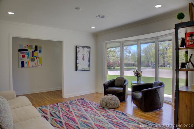 3323 S Gary Place, Tulsa, OK 74105