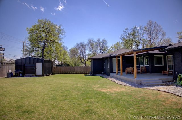 3323 S Gary Place, Tulsa, OK 74105