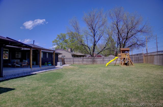 3323 S Gary Place, Tulsa, OK 74105