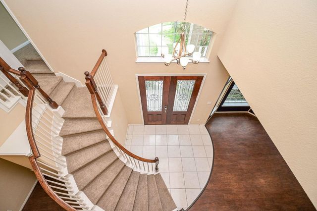 11203 Cypress Way Drive, Houston, TX 77065