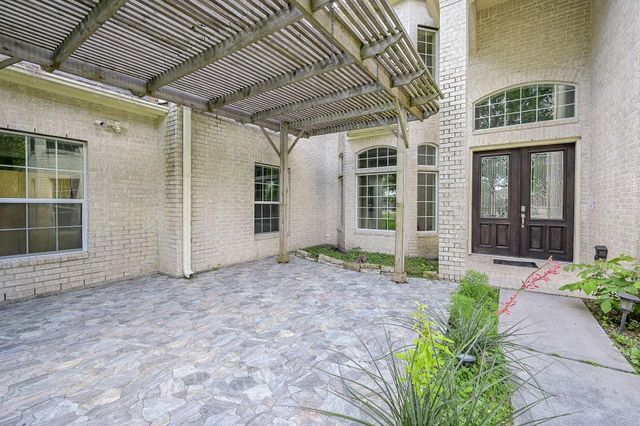 11203 Cypress Way Drive, Houston, TX 77065