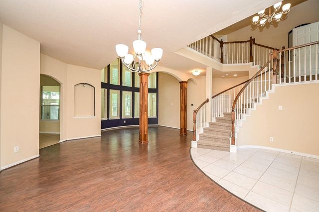 11203 Cypress Way Drive, Houston, TX 77065