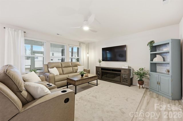 586 N Sparkleberry Street, Chester, SC 29706