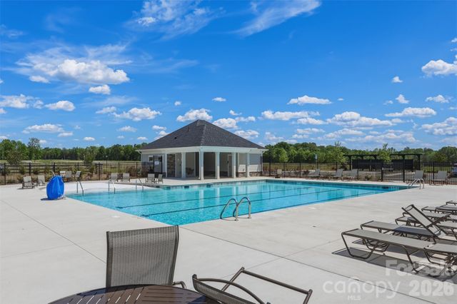 586 N Sparkleberry Street, Chester, SC 29706