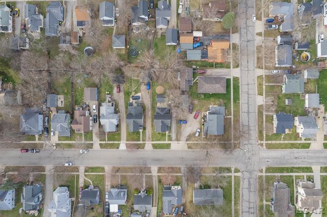 907 E Hunt Street, Adrian, MI 49221