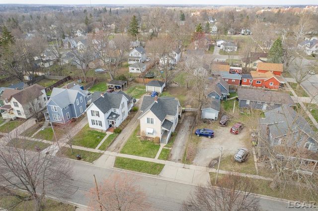 907 E Hunt Street, Adrian, MI 49221