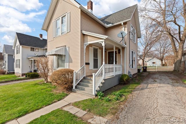 907 E Hunt Street, Adrian, MI 49221