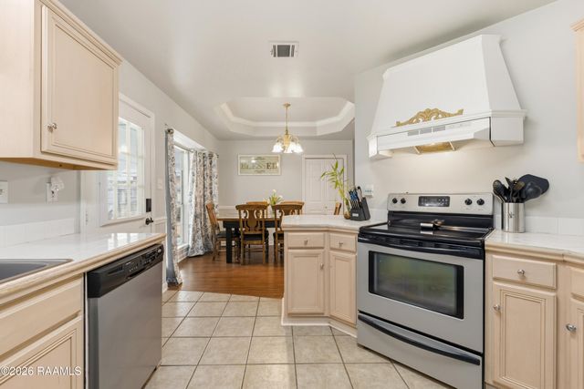 217 Bismark Drive, Broussard, LA 70518