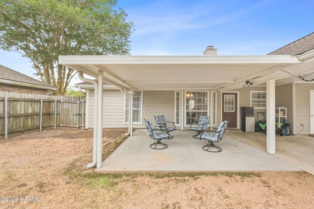 217 Bismark Drive, Broussard, LA 70518