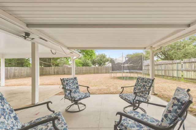 217 Bismark Drive, Broussard, LA 70518