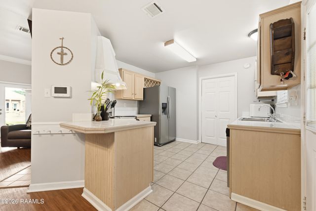 217 Bismark Drive, Broussard, LA 70518