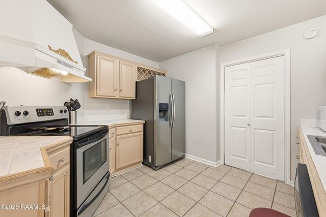 217 Bismark Drive, Broussard, LA 70518