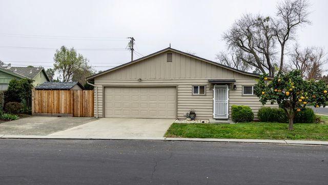 2001 Enslen Ave, Modesto, CA 95350