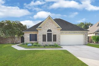 3527 Cambridge Court, Pasadena, TX 77504