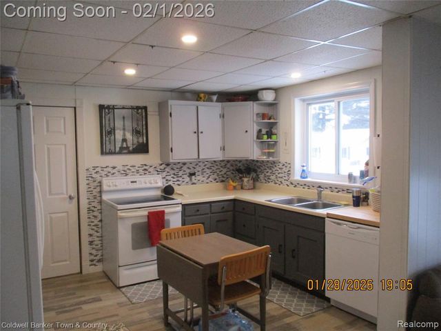 435 E Grand River Avenue, Fowlerville, MI 48836