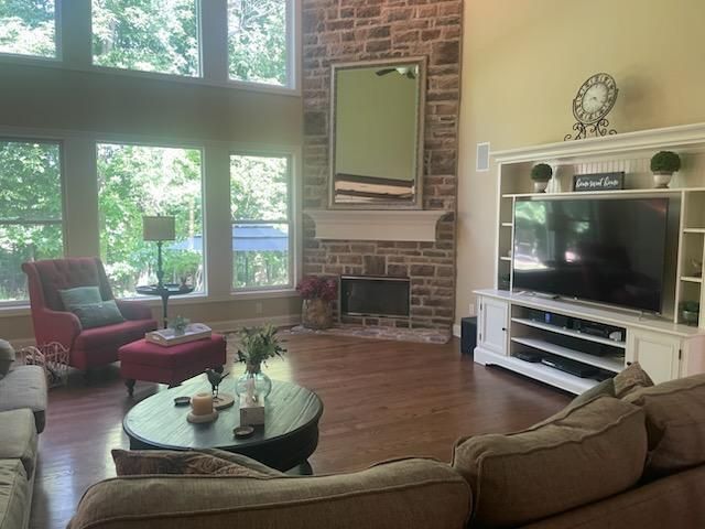 6980 Jennifer Ann Drive, Lewis Center, OH 43035