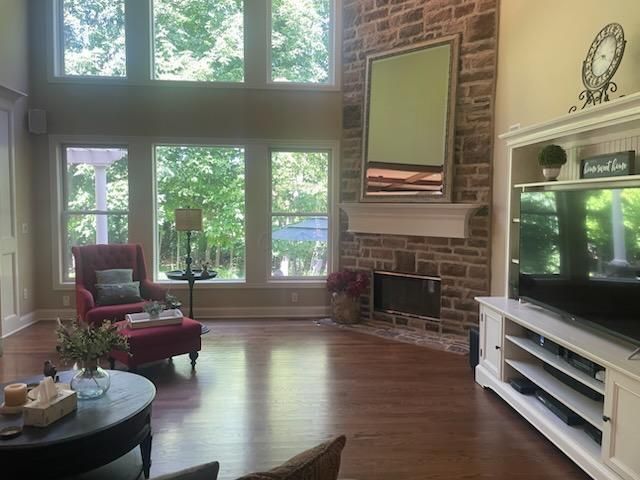 6980 Jennifer Ann Drive, Lewis Center, OH 43035