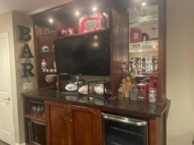 6980 Jennifer Ann Drive, Lewis Center, OH 43035