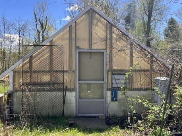 2619 E Bard Road, Muskegon, MI 49445