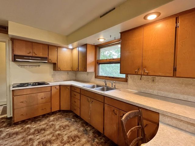 2619 E Bard Road, Muskegon, MI 49445